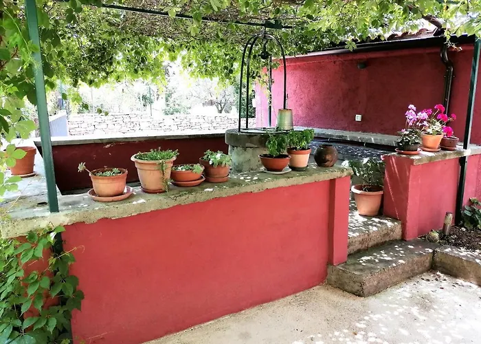 House Bougainvillea Vikendica *