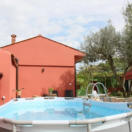Сasa de vacaciones House Bougainvillea Pula