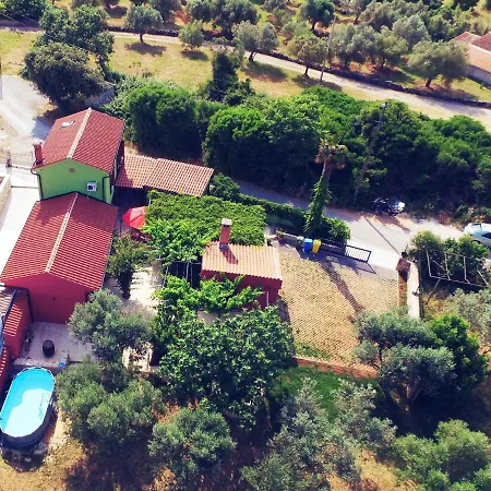 House Bougainvillea * بولا
