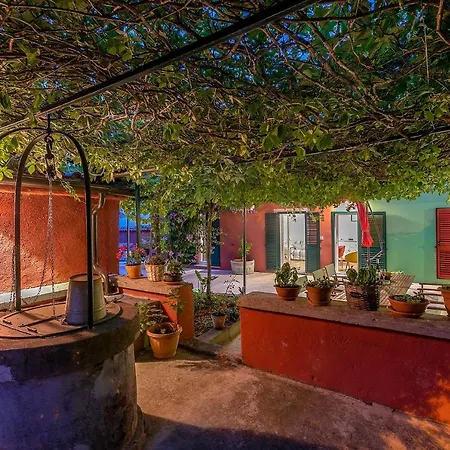Сasa de vacaciones House Bougainvillea