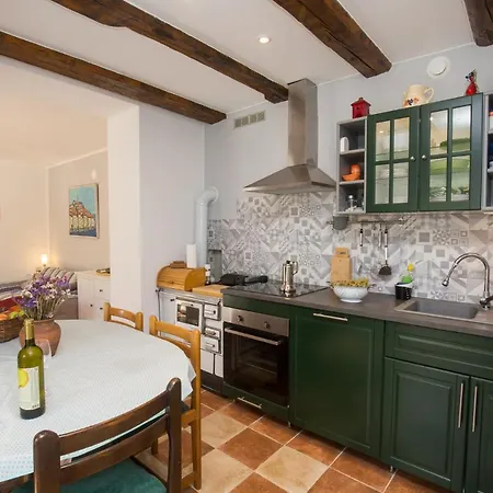 House Bougainvillea بيت للعطل