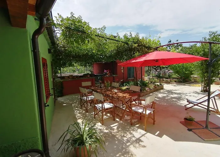 Feriehus House Bougainvillea *